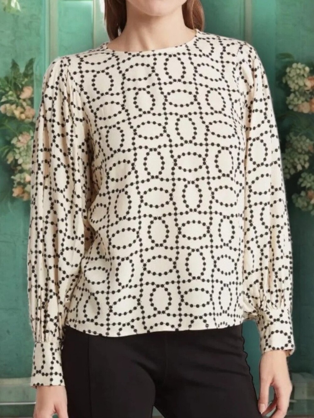 Philosophy Republic Clothing black and ivory swirling beads print top Sz S 100%